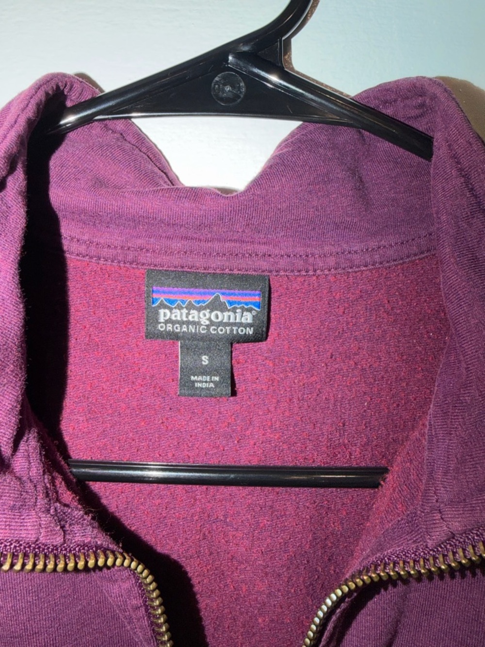 Patagonia Men's Quarter-Zip Pullover in Plum - Picture 2 of 5